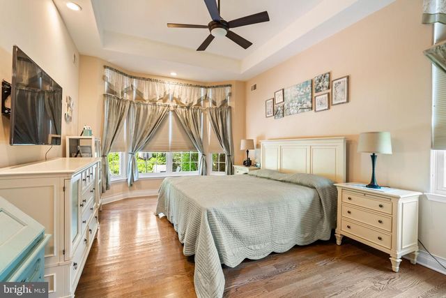 11 JUMPING BROOK LN, Barnegat, NJ 08005