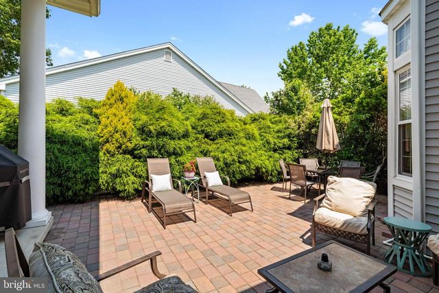 11 JUMPING BROOK LN, Barnegat, NJ 08005