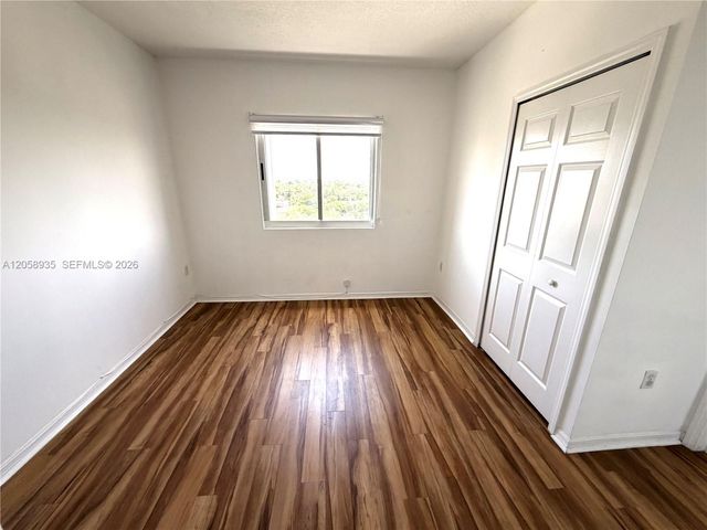3500 Coral Way 907, Miami, FL 33145