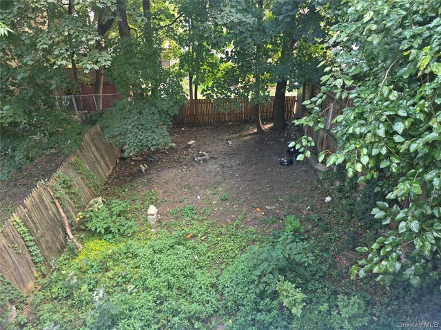 127 W Parmenter Street 1, Newburgh, NY 12550