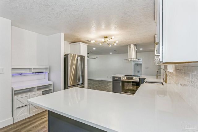 6441 Aspen Ave, Milton, FL 32570