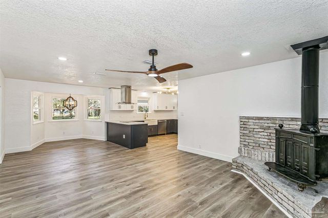 6441 Aspen Ave, Milton, FL 32570