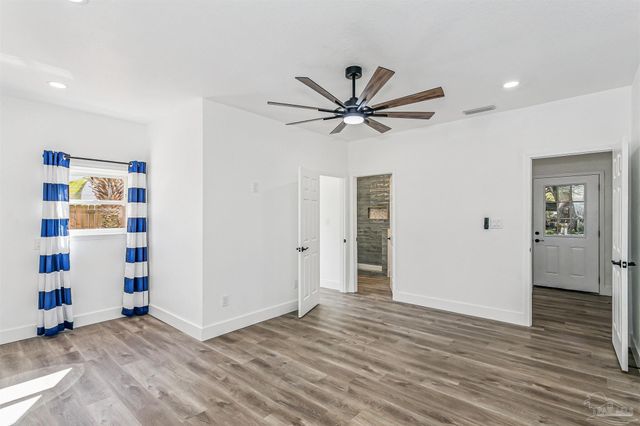 6441 Aspen Ave, Milton, FL 32570