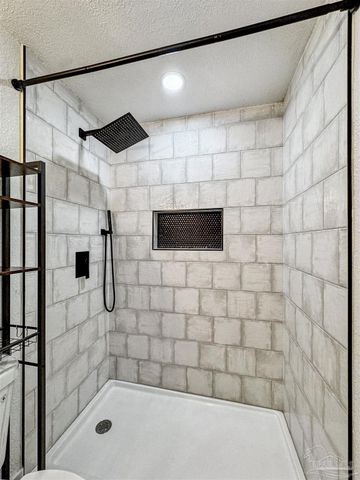 6441 Aspen Ave, Milton, FL 32570