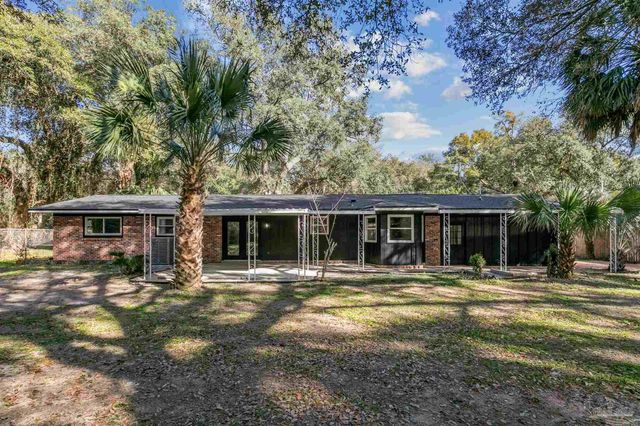 6441 Aspen Ave, Milton, FL 32570