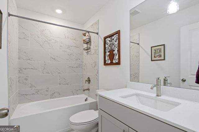 2811 Freshwater Court, Gainesville, GA 30507