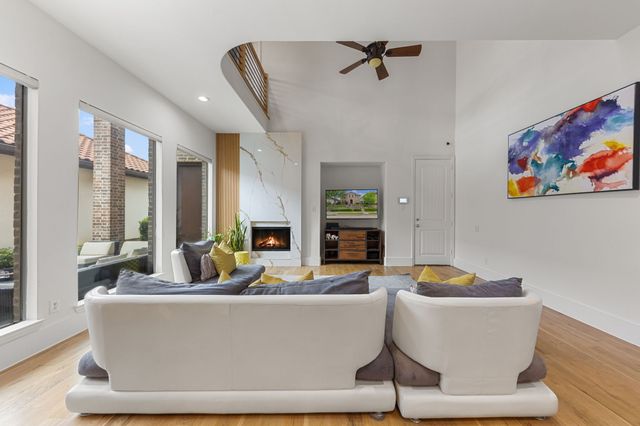 7011 Nueces Drive, Irving, TX 75039