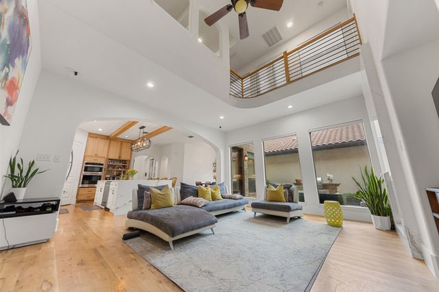 7011 Nueces Drive, Irving, TX 75039