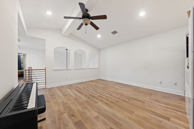 7011 Nueces Drive, Irving, TX 75039