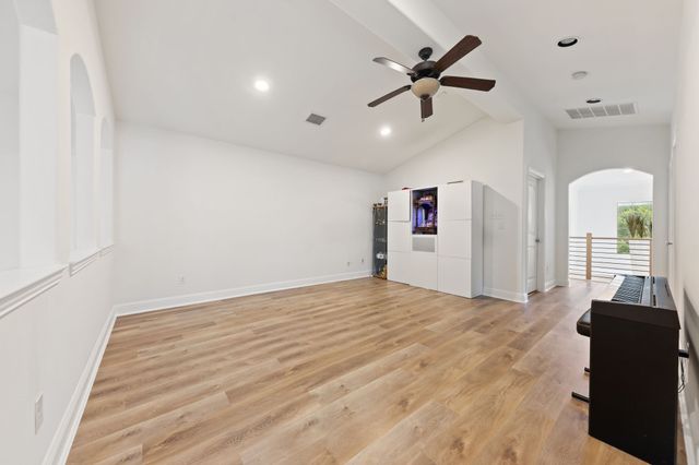 7011 Nueces Drive, Irving, TX 75039