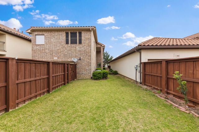 7011 Nueces Drive, Irving, TX 75039