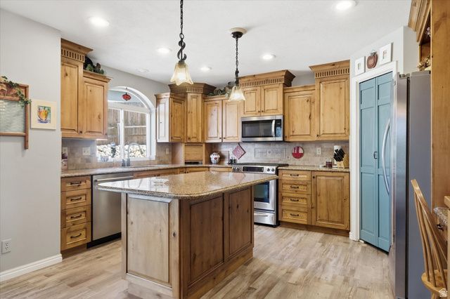 1416 E 1980 N, North Logan, UT 84341