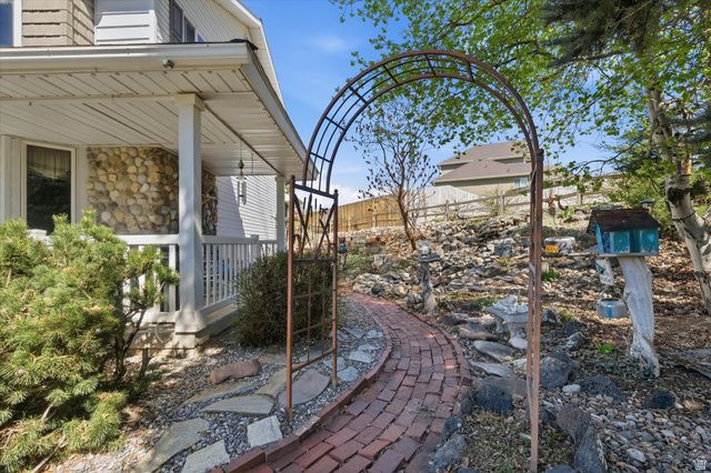 1416 E 1980 N, North Logan, UT 84341