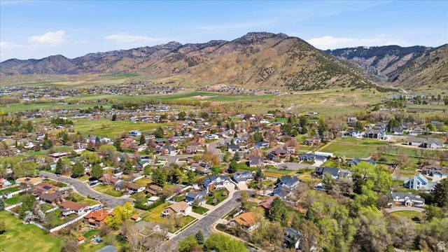 1416 E 1980 N, North Logan, UT 84341