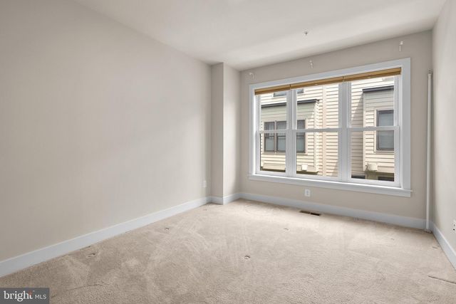 10413 FERNWOOD RD, Bethesda, MD 20817