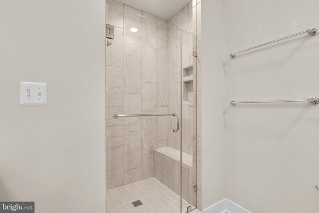 10413 FERNWOOD RD, Bethesda, MD 20817