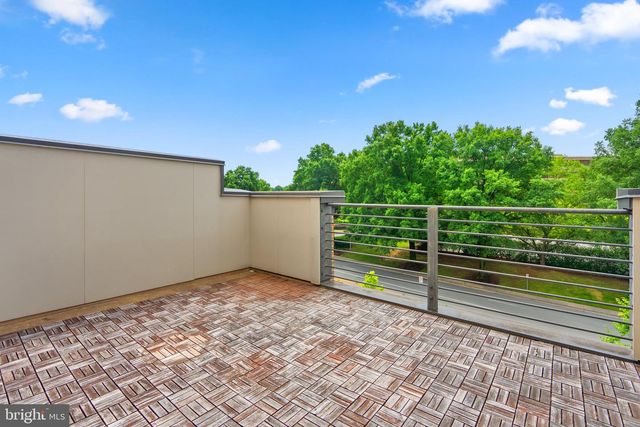 10413 FERNWOOD RD, Bethesda, MD 20817