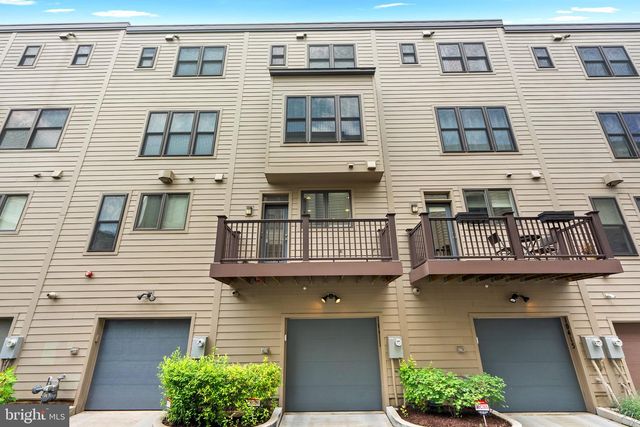 10413 FERNWOOD RD, Bethesda, MD 20817