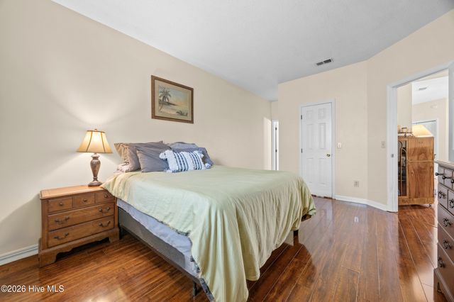 717 Bragg Drive Apt F, Wilmington, NC 28412