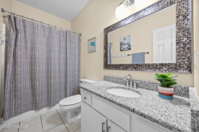 717 Bragg Drive Apt F, Wilmington, NC 28412