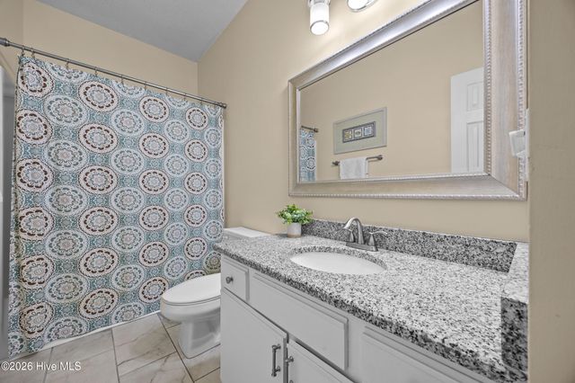 717 Bragg Drive Apt F, Wilmington, NC 28412