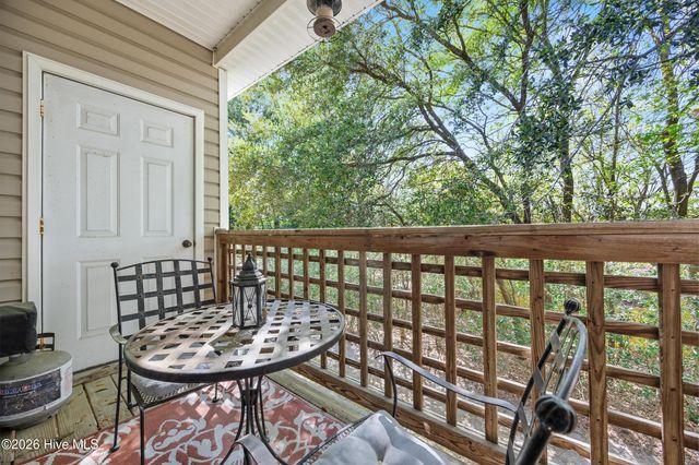 717 Bragg Drive Apt F, Wilmington, NC 28412