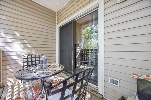 717 Bragg Drive Apt F, Wilmington, NC 28412