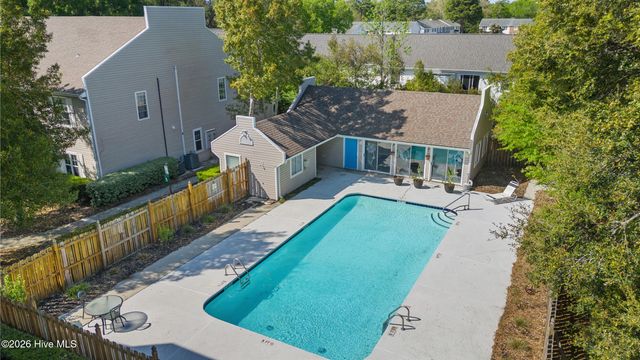 717 Bragg Drive Apt F, Wilmington, NC 28412