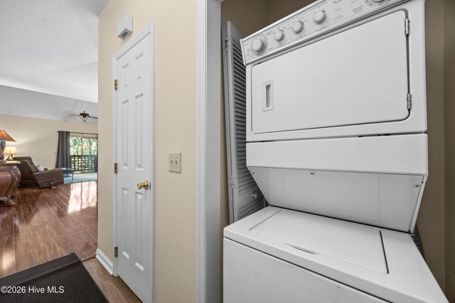 717 Bragg Drive Apt F, Wilmington, NC 28412