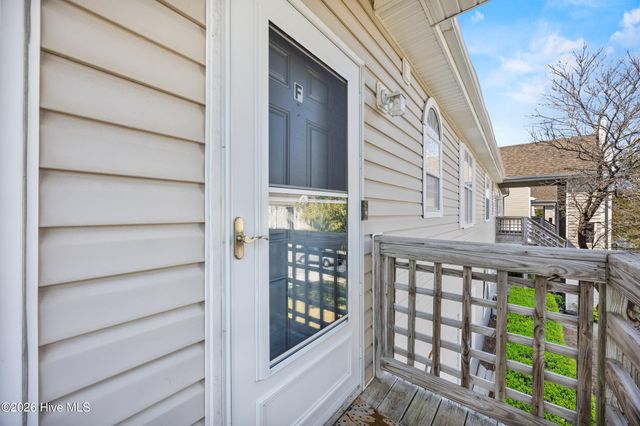 717 Bragg Drive Apt F, Wilmington, NC 28412