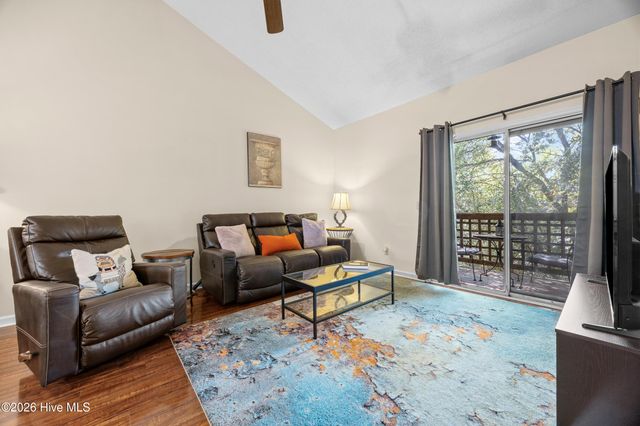 717 Bragg Drive Apt F, Wilmington, NC 28412