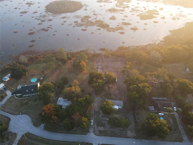 11821 SE 123RD AVENUE, Ocklawaha, FL 32179