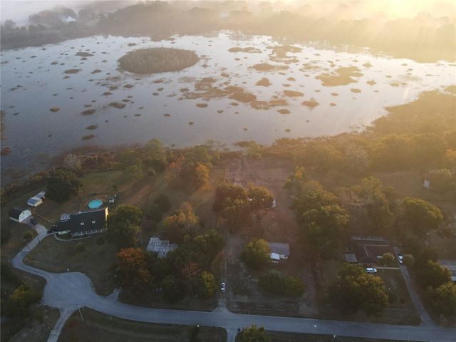 11821 SE 123RD AVENUE, Ocklawaha, FL 32179