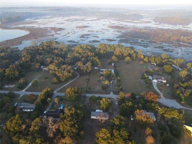 11821 SE 123RD AVENUE, Ocklawaha, FL 32179