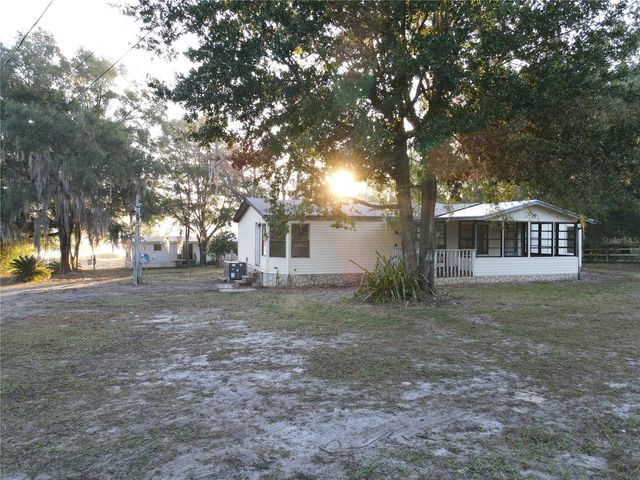 11821 SE 123RD AVENUE, Ocklawaha, FL 32179