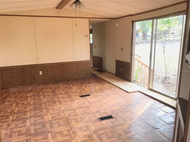 11821 SE 123RD AVENUE, Ocklawaha, FL 32179