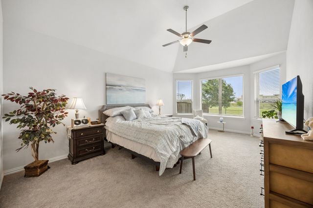 10324 Lakemont Drive, Fort Worth, TX 76131