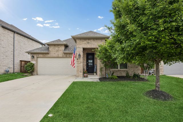 10324 Lakemont Drive, Fort Worth, TX 76131