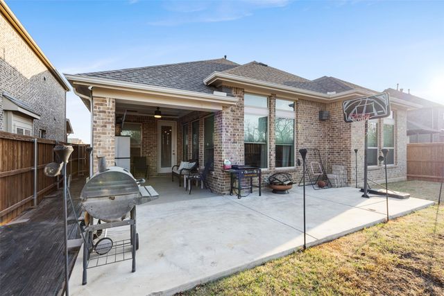 324 Moonvine Drive, Little Elm, TX 75068
