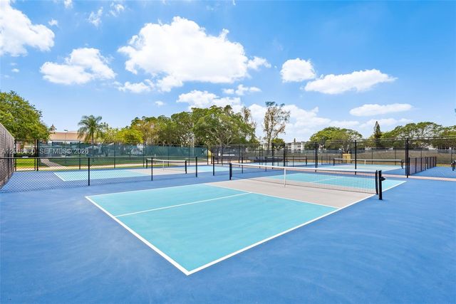 2130 Cambridge F 2130, Deerfield Beach, FL 33442