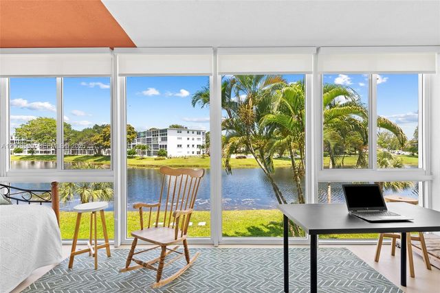 2130 Cambridge F 2130, Deerfield Beach, FL 33442
