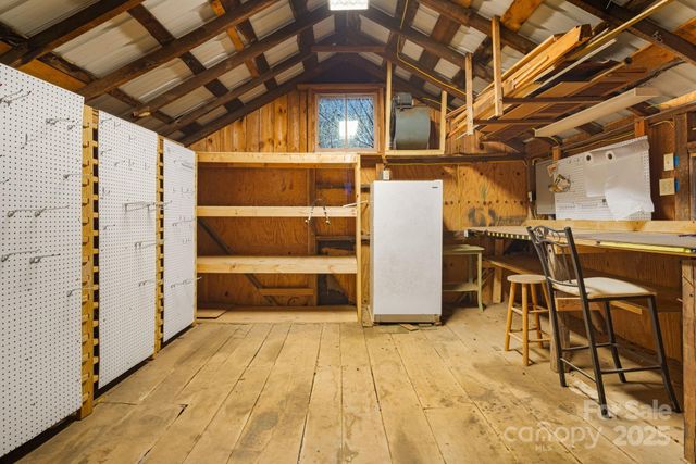 814 Little Creek Road, Burnsville, NC 28714