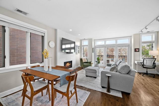 3752 N Fremont Street 2, Chicago, IL 60613