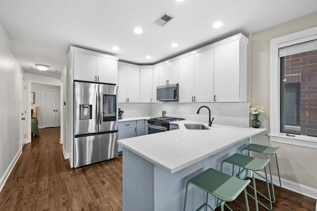 3752 N Fremont Street 2, Chicago, IL 60613