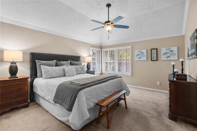 910 Knotty Elmwood Trail, Houston, TX 77062