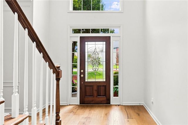 450 Elgaen Court, Roswell, GA 30075