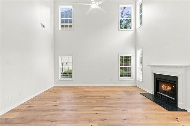 450 Elgaen Court, Roswell, GA 30075