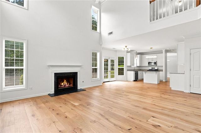 450 Elgaen Court, Roswell, GA 30075