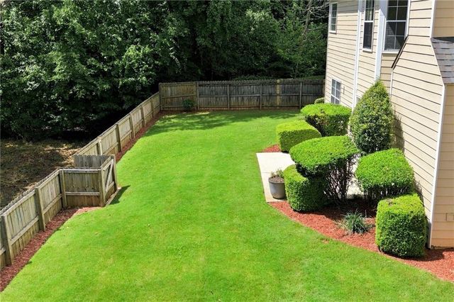 450 Elgaen Court, Roswell, GA 30075