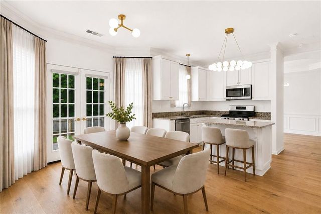 450 Elgaen Court, Roswell, GA 30075